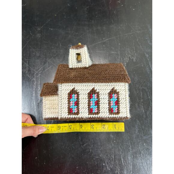 Vtg Church Steeple- crochet frame- some wear- music box how great thou art - Picture 4 of 6